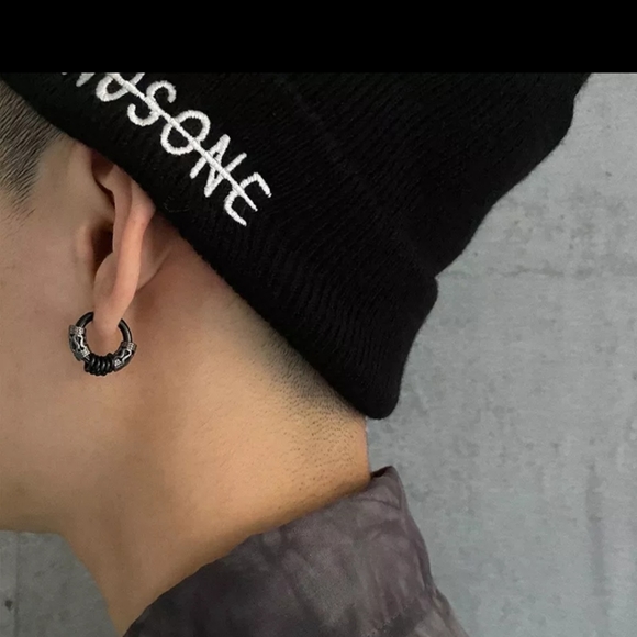 1 Piece Hoop Mens Earrings Small Circle Hip Hop - Picture 8 of 13